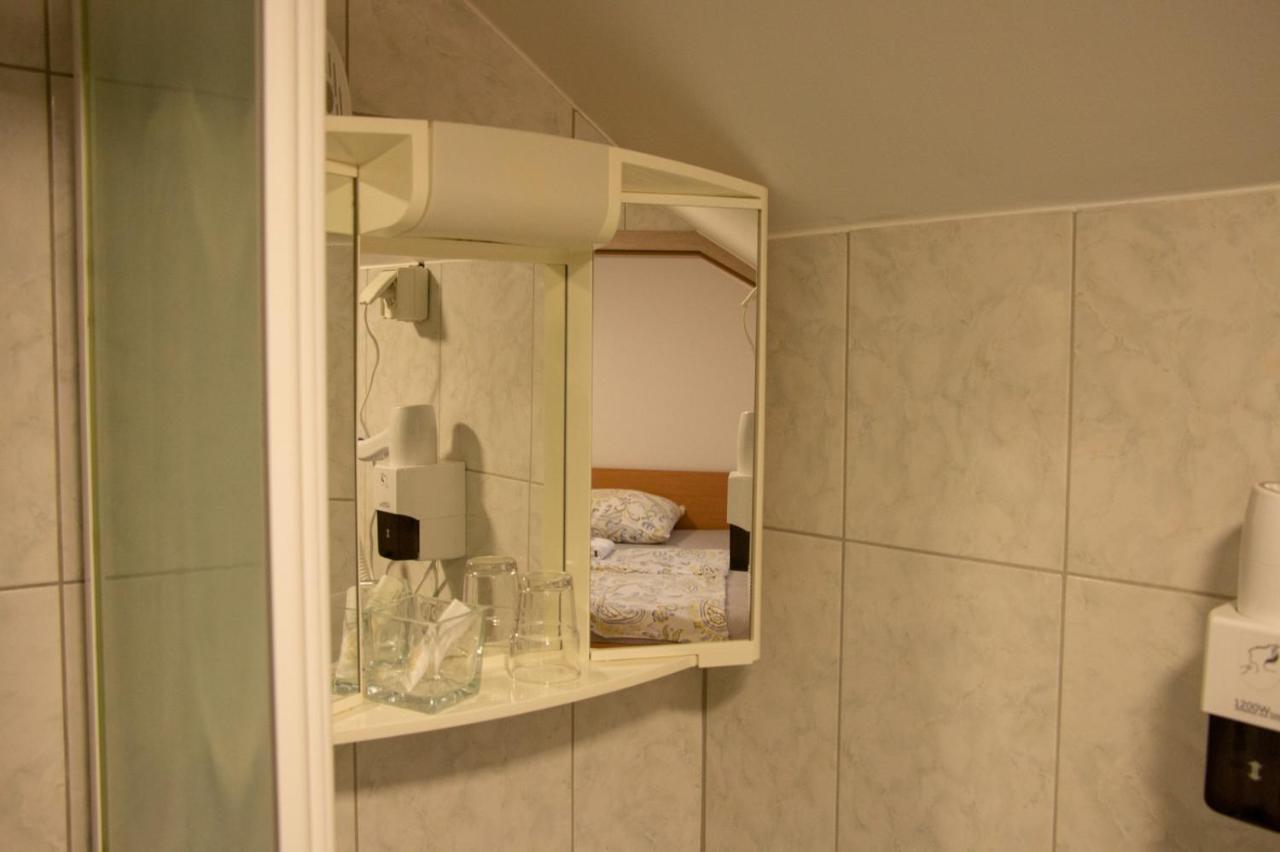 Hisa Izabela Hotel Muta Eksteriør billede